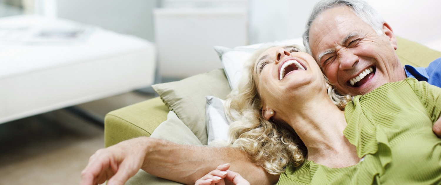 4004399-happy-healthy-old-people